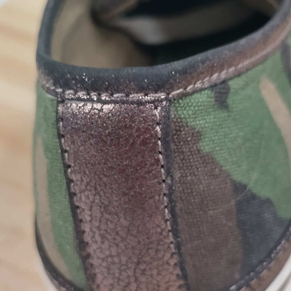 G by GUESS Camo Metallic Bronze Sneakers Decorative Zipper Women US 8.5M - Picture 9 of 10